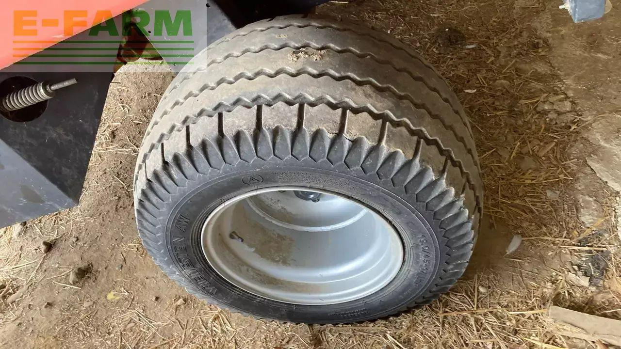 Kuhn vb2160 - Presse à balles cubiques: photos 5 Kuhn vb2160 - Presse à balles cubiques: photos 5