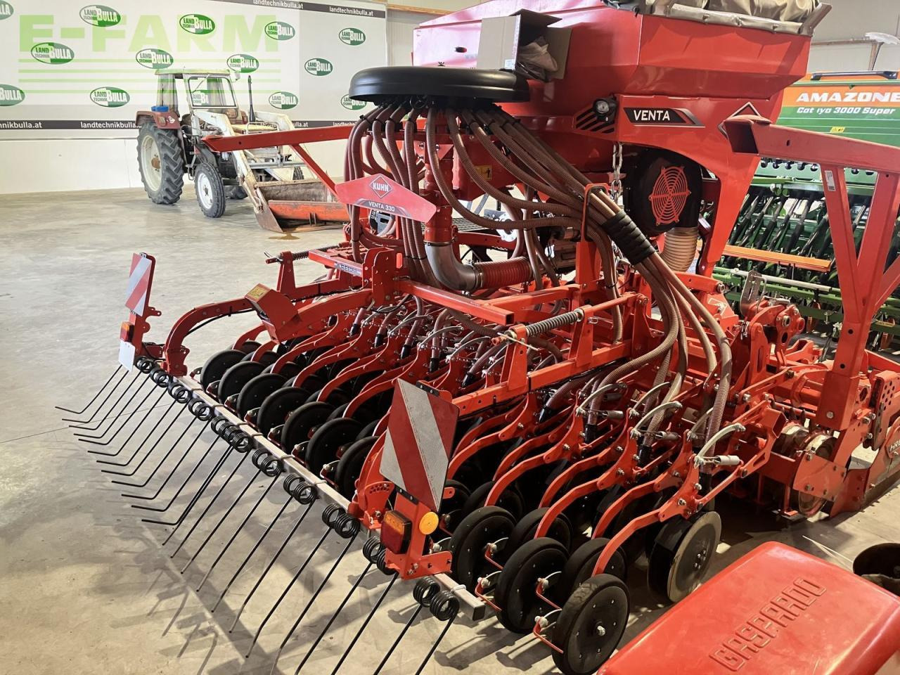 Kuhn venta 330 isobus - doppelscheibenschar - Semoir: photos 2 Kuhn venta 330 isobus - doppelscheibenschar - Semoir: photos 2
