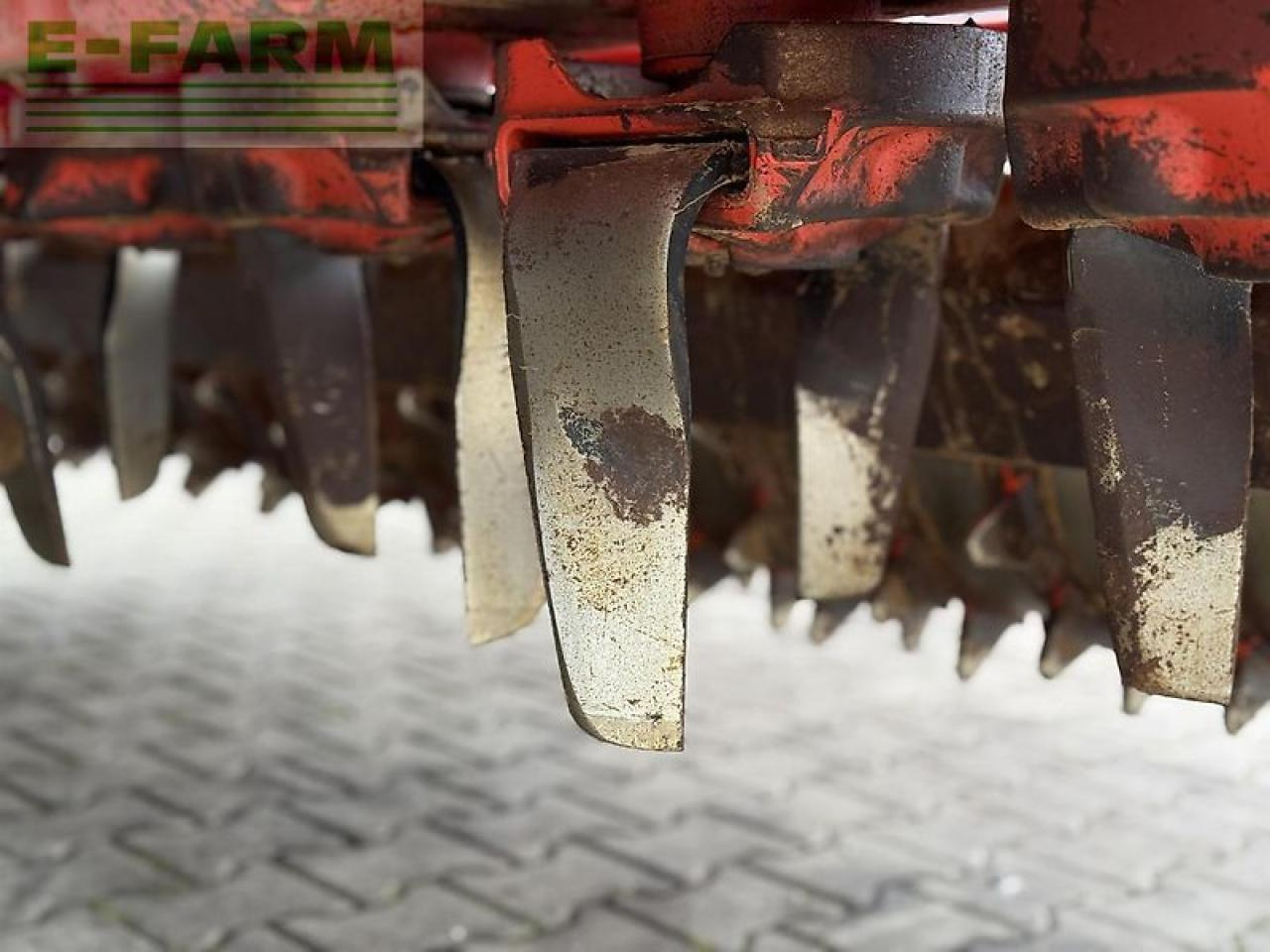 Kuhn venta al 302 24 + hr 3004 d - Semoir: photos 5 Kuhn venta al 302 24 + hr 3004 d - Semoir: photos 5