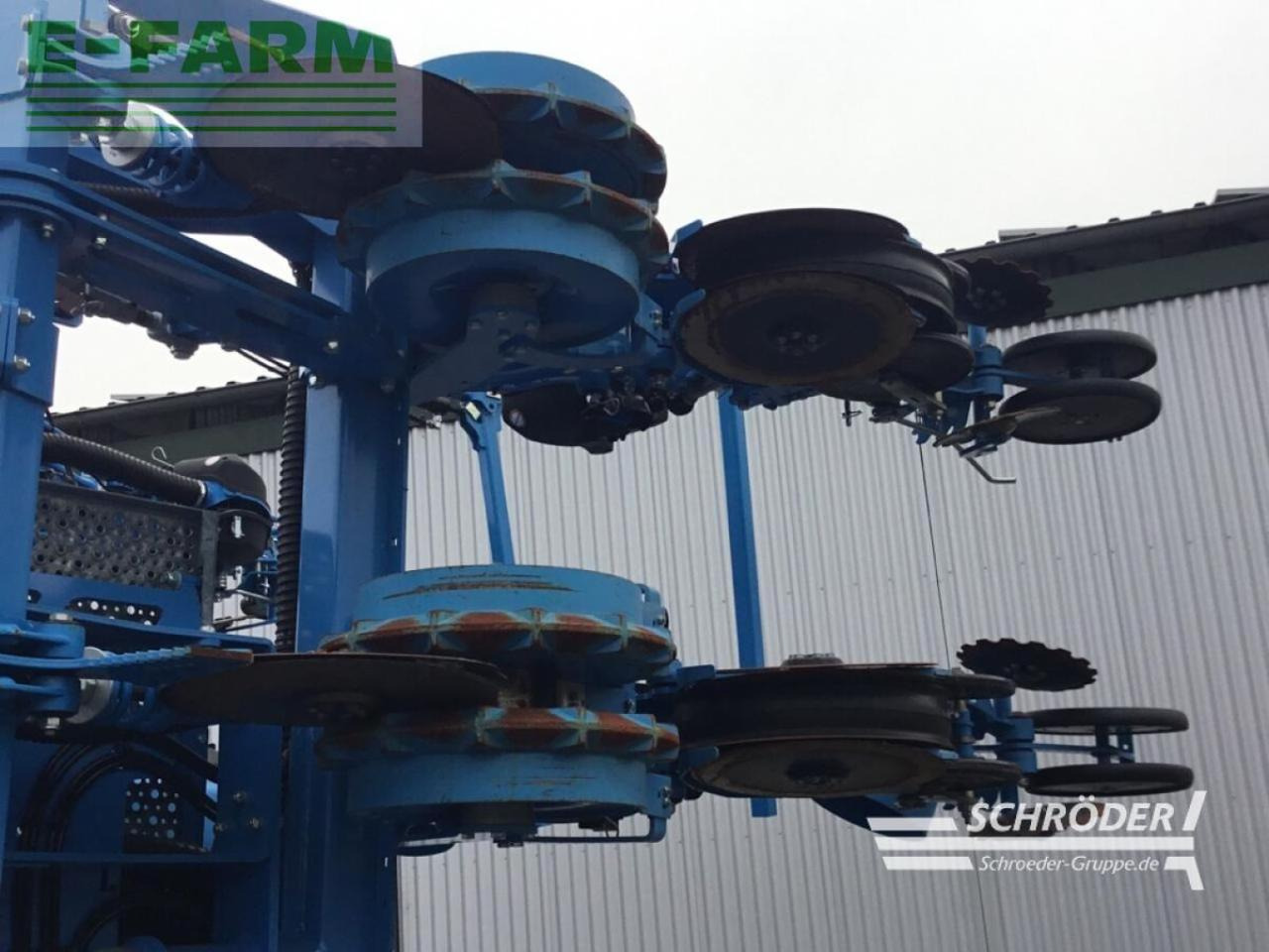 Lemken azurit 9 | demomaschine | nur 131 hektar - Semoir monograine: photos 5 Lemken azurit 9 | demomaschine | nur 131 hektar - Semoir monograine: photos 5