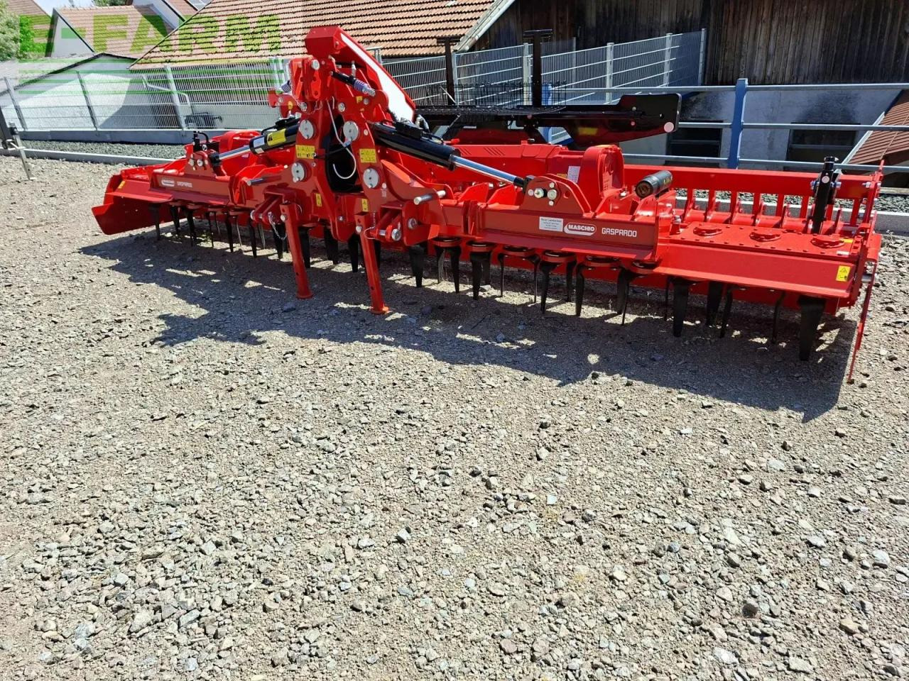 Maschio gabbiano 5000 - Outils du sol: photos 3 Maschio gabbiano 5000 - Outils du sol: photos 3