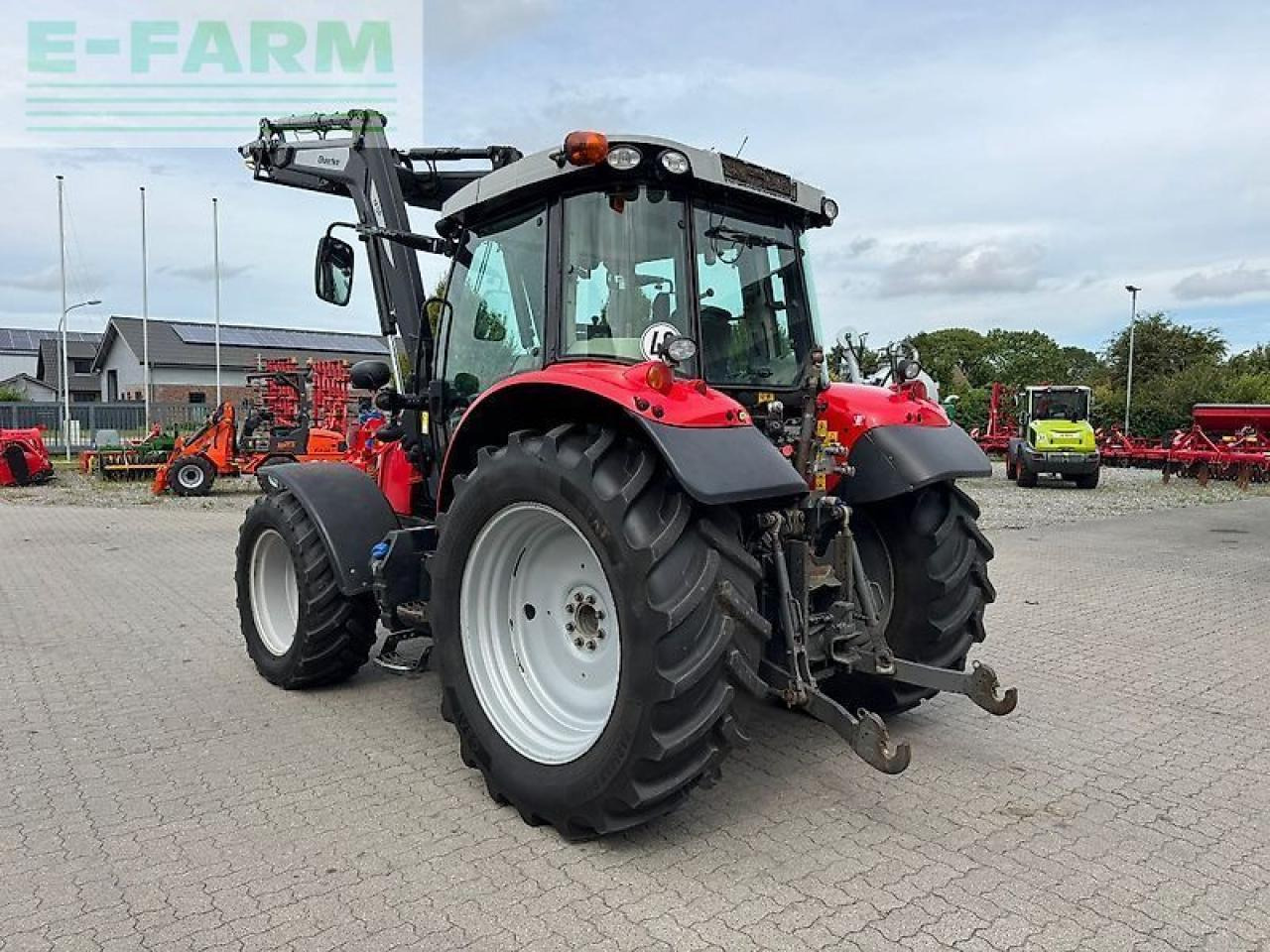 Massey Ferguson 5613 dyna-6 - Tracteur agricole: photos 5 Massey Ferguson 5613 dyna-6 - Tracteur agricole: photos 5