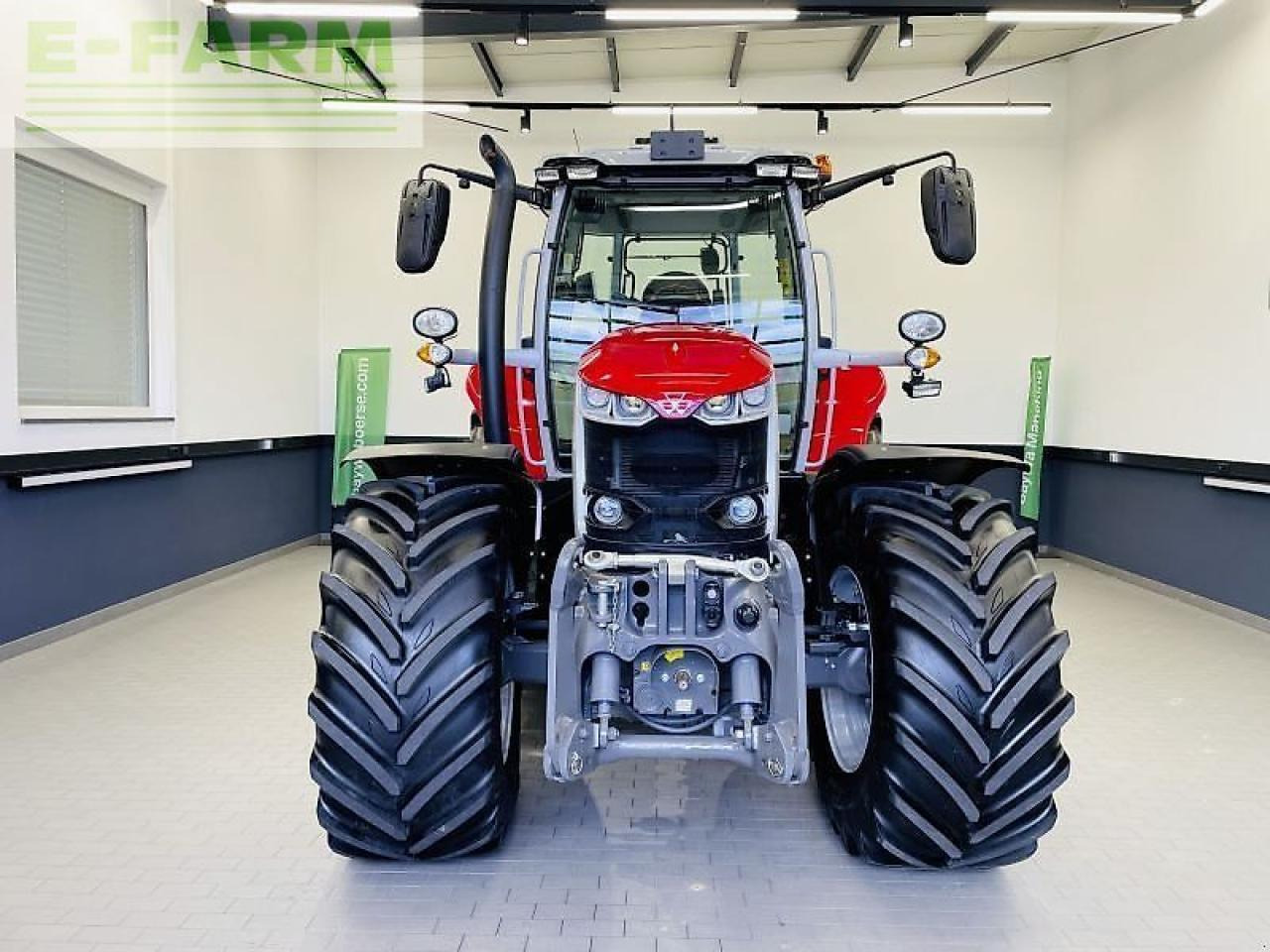 Tracteur agricole Massey Ferguson 6s.180 dyna-vt exclusive Exclusive: photos 10 Tracteur agricole Massey Ferguson 6s.180 dyna-vt exclusive Exclusive: photos 10