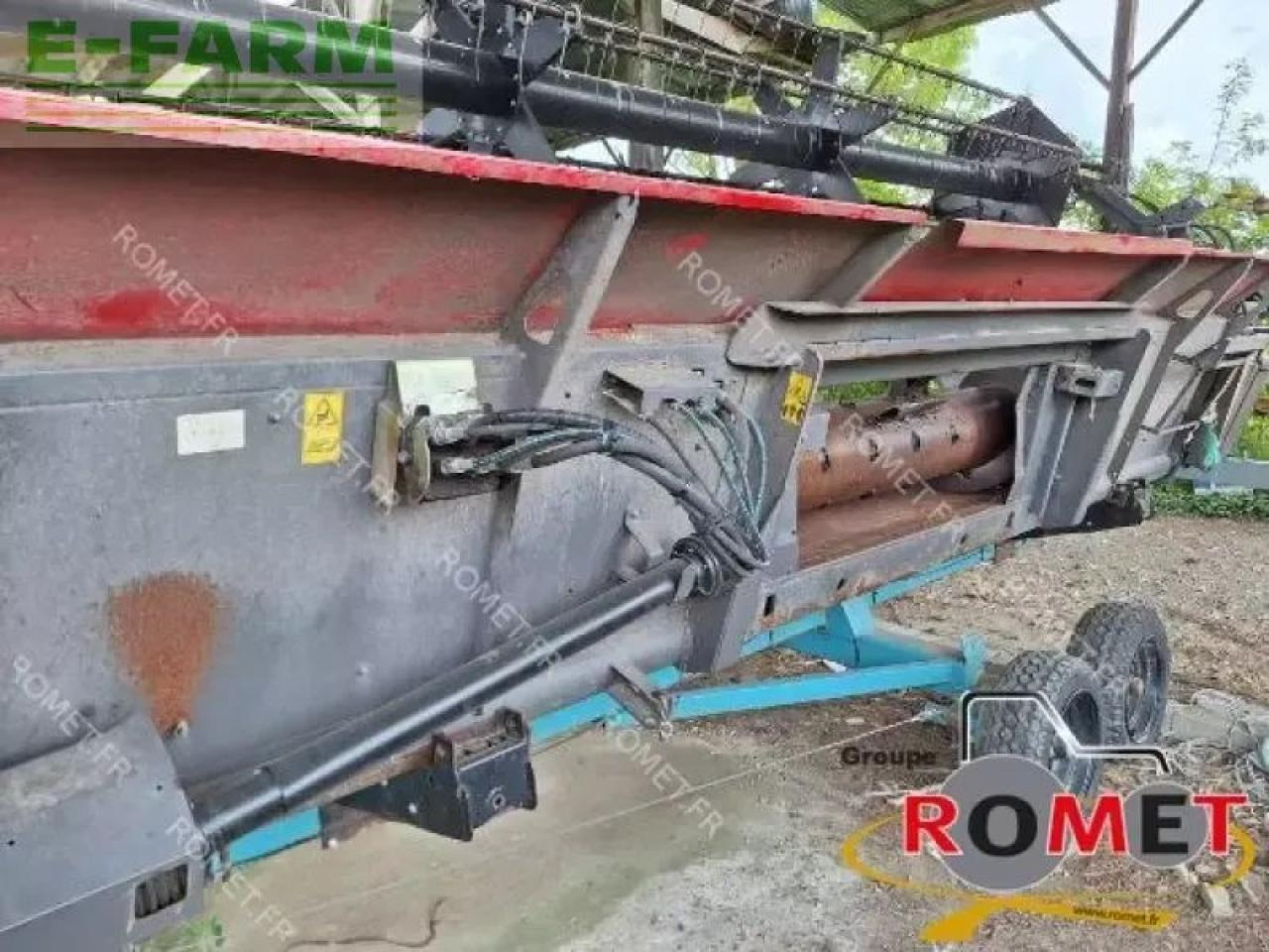 Massey Ferguson 7270 - Moissonneuse-batteuse: photos 3 Massey Ferguson 7270 - Moissonneuse-batteuse: photos 3