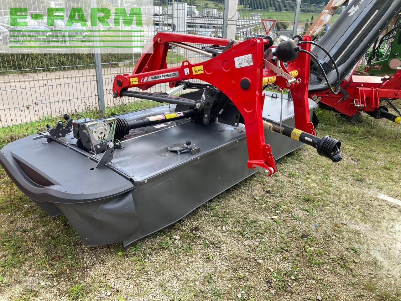 Massey Ferguson DM 316 FQ - Faucheuse: photos 1 Massey Ferguson DM 316 FQ - Faucheuse: photos 1