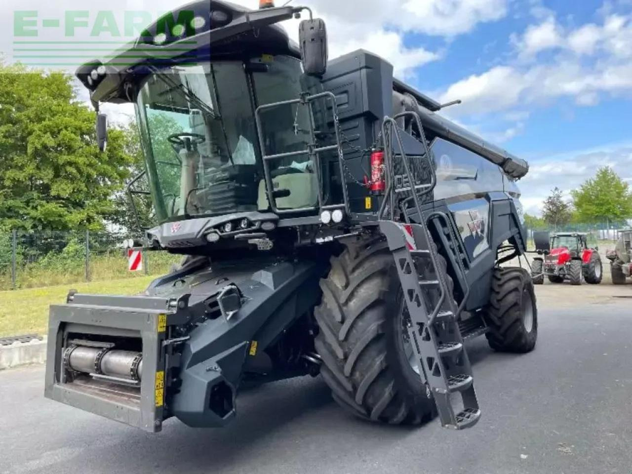 Massey Ferguson ideal 8 pl - Moissonneuse-batteuse: photos 1 Massey Ferguson ideal 8 pl - Moissonneuse-batteuse: photos 1