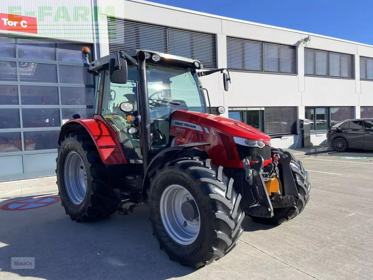 Massey Ferguson mf 5611 dyna-4 essential Essential - Tracteur agricole: photos 3 Massey Ferguson mf 5611 dyna-4 essential Essential - Tracteur agricole: photos 3