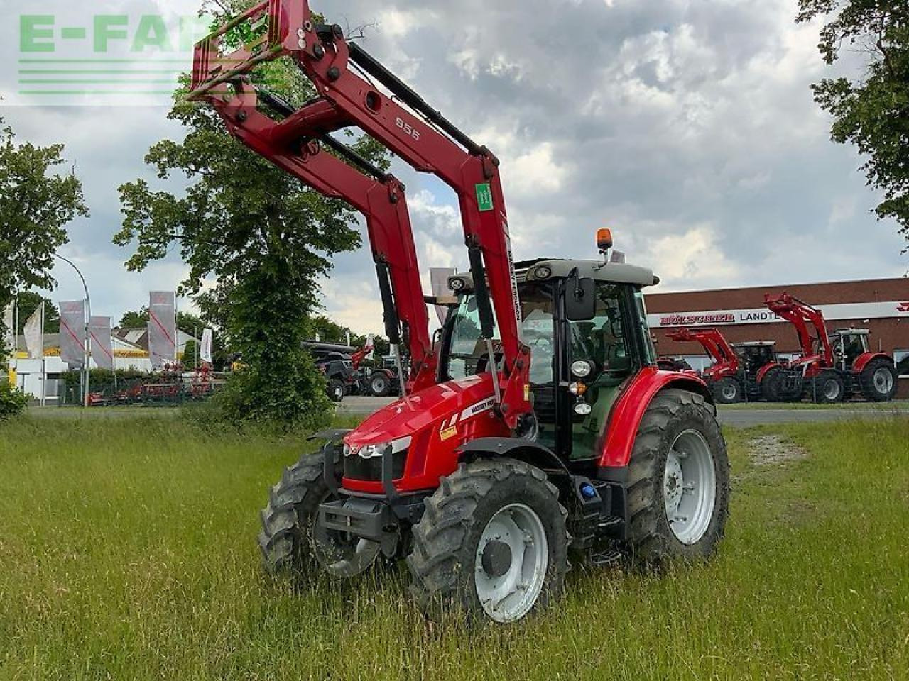 Massey Ferguson mf 5613 dyna6 efficient Efficient - Tracteur agricole: photos 1 Massey Ferguson mf 5613 dyna6 efficient Efficient - Tracteur agricole: photos 1
