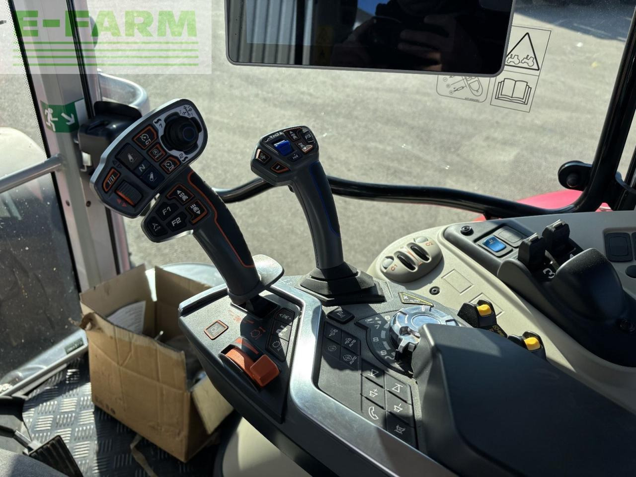 Tracteur agricole Massey Ferguson mf 6s.180: photos 15