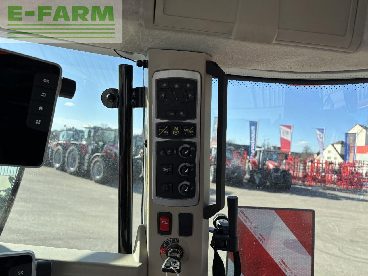 Tracteur agricole Massey Ferguson mf 6s.180: photos 7