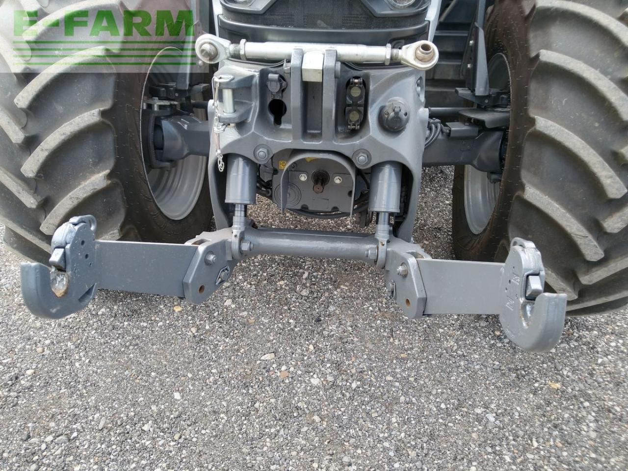 Massey Ferguson mf 6s.180 dyna-vt exclusive Exclusive - Tracteur agricole: photos 3 Massey Ferguson mf 6s.180 dyna-vt exclusive Exclusive - Tracteur agricole: photos 3