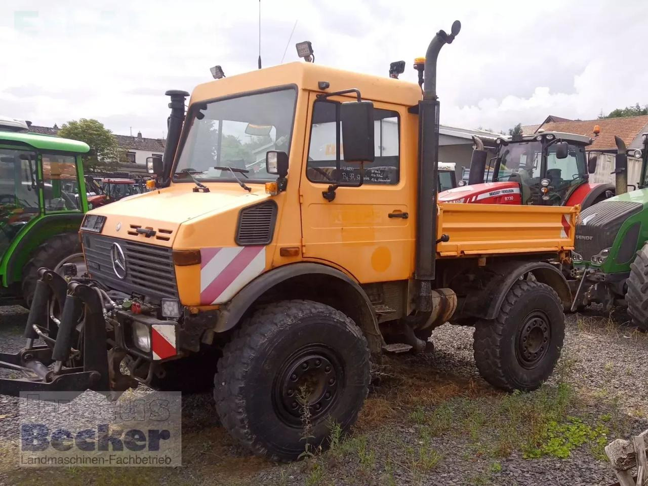 Mercedes-Benz unimog 1600 - Tracteur agricole: photos 1 Mercedes-Benz unimog 1600 - Tracteur agricole: photos 1