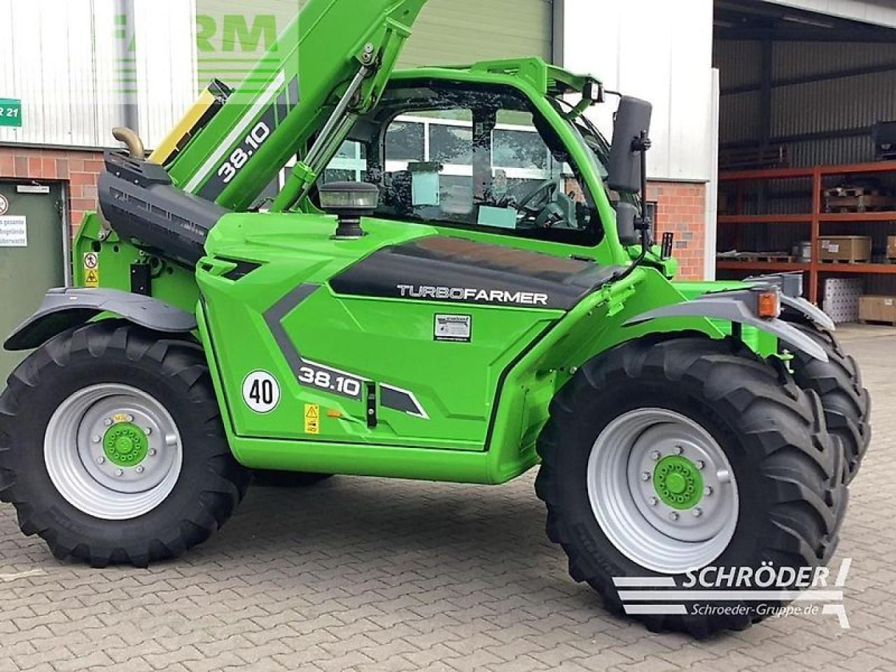 Merlo tf 38.10 - 145 - Chariot télescopique: photos 3 Merlo tf 38.10 - 145 - Chariot télescopique: photos 3