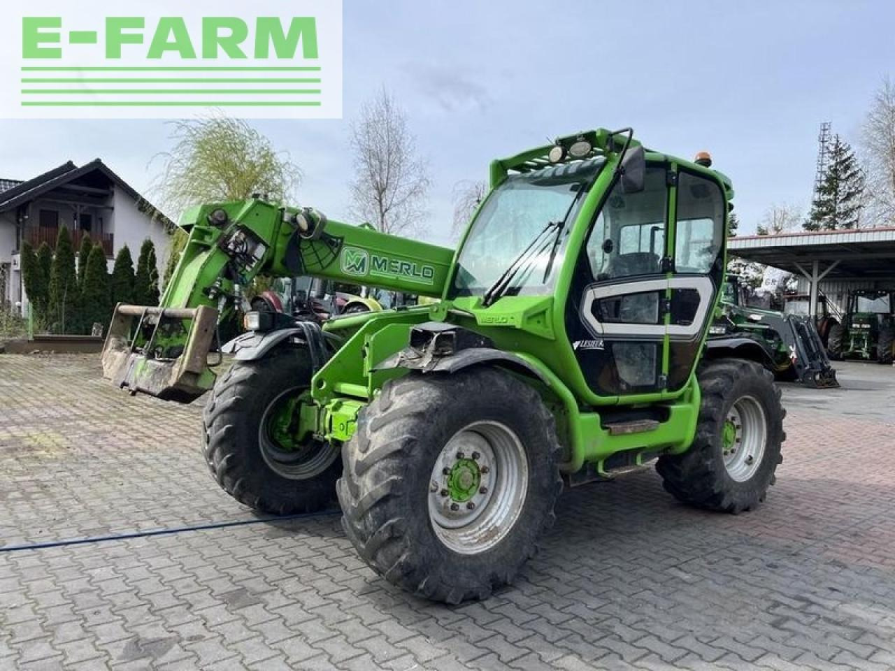 Merlo tf 38.7 cs-120 turbofarmer - Chariot télescopique: photos 1 Merlo tf 38.7 cs-120 turbofarmer - Chariot télescopique: photos 1