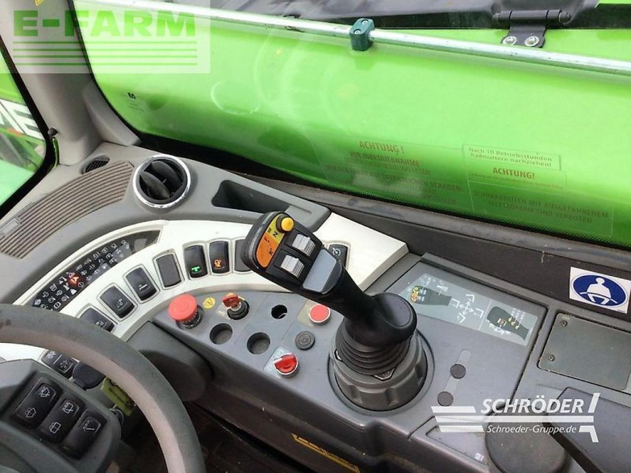 Merlo tf 42.7 - 136 - Chariot télescopique: photos 3 Merlo tf 42.7 - 136 - Chariot télescopique: photos 3