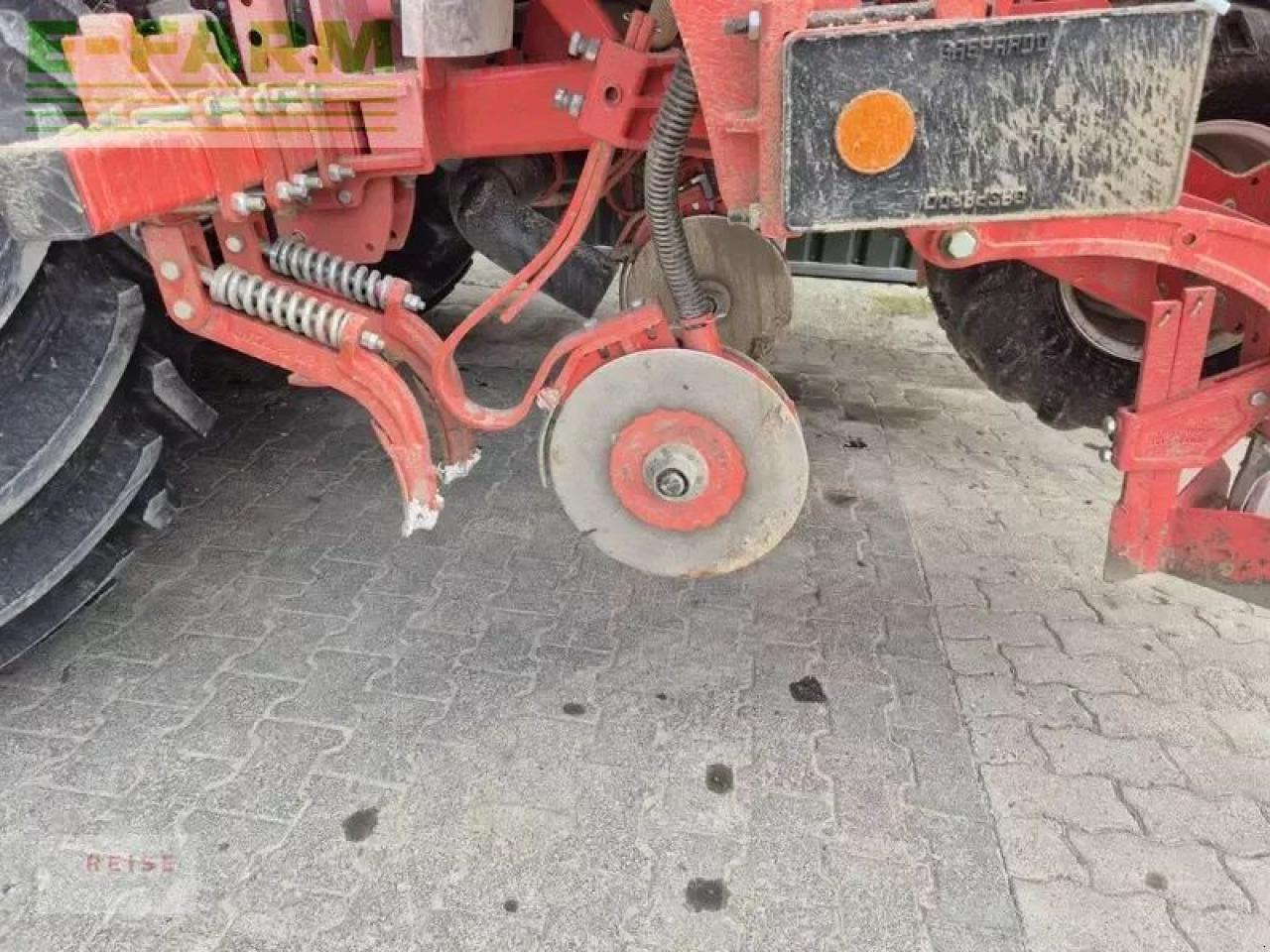 Mustang mirka ist 8 rows - Semoir monograine: photos 3 Mustang mirka ist 8 rows - Semoir monograine: photos 3