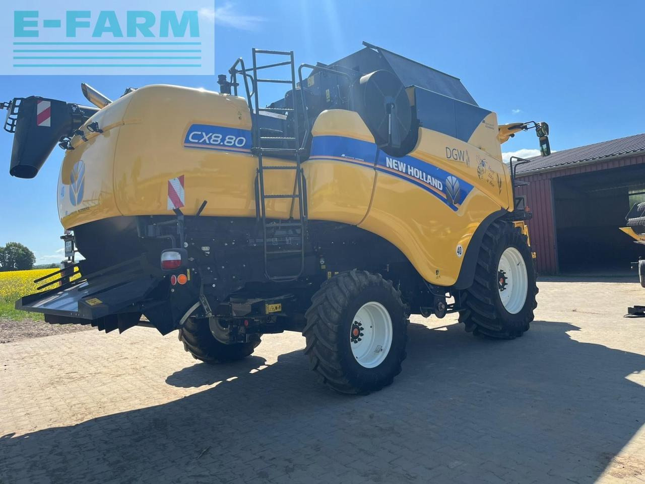 New Holland CX 8.80 - Moissonneuse-batteuse: photos 2 New Holland CX 8.80 - Moissonneuse-batteuse: photos 2