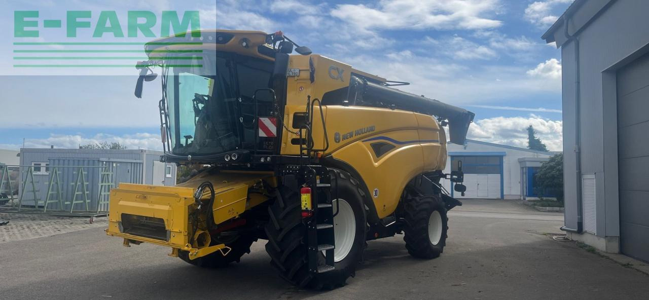 New Holland CX7.80 - Moissonneuse-batteuse: photos 1 New Holland CX7.80 - Moissonneuse-batteuse: photos 1