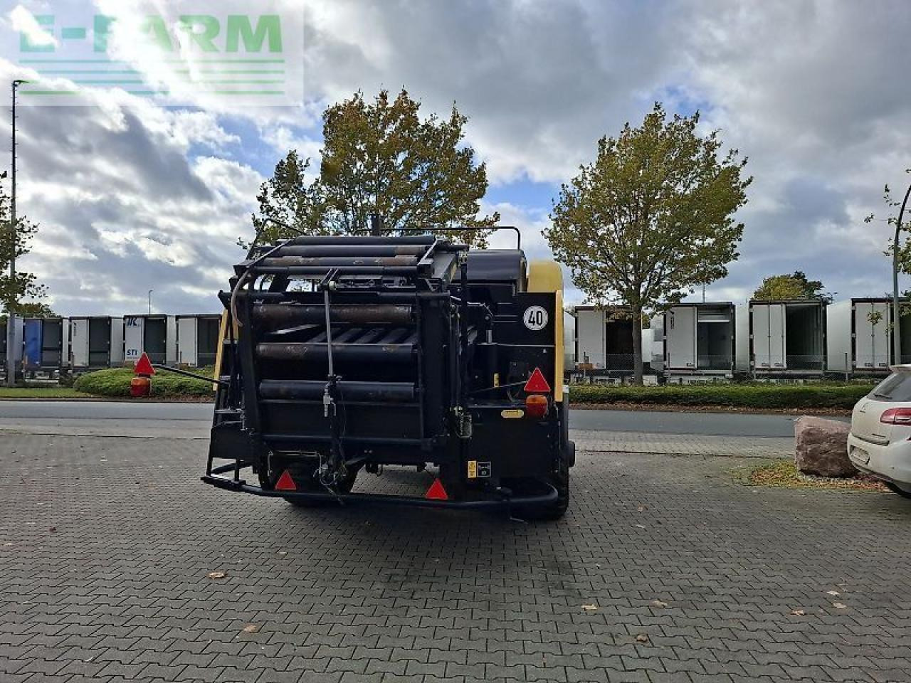 Presse à balles cubiques New Holland bb 9070: photos 8