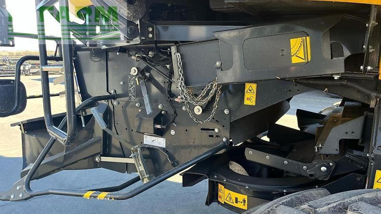 New Holland cr 8.90 raupe 14500 liter korntank track + sw + sww intellisense - Moissonneuse-batteuse: photos 4 New Holland cr 8.90 raupe 14500 liter korntank track + sw + sww intellisense - Moissonneuse-batteuse: photos 4