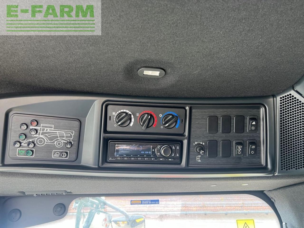 New Holland cx 5.80 - Moissonneuse-batteuse: photos 4 New Holland cx 5.80 - Moissonneuse-batteuse: photos 4