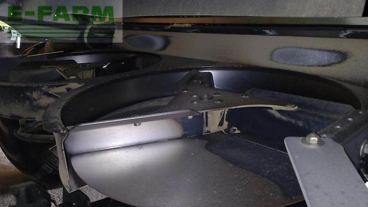 New Holland cx 8060 - Moissonneuse-batteuse: photos 4 New Holland cx 8060 - Moissonneuse-batteuse: photos 4