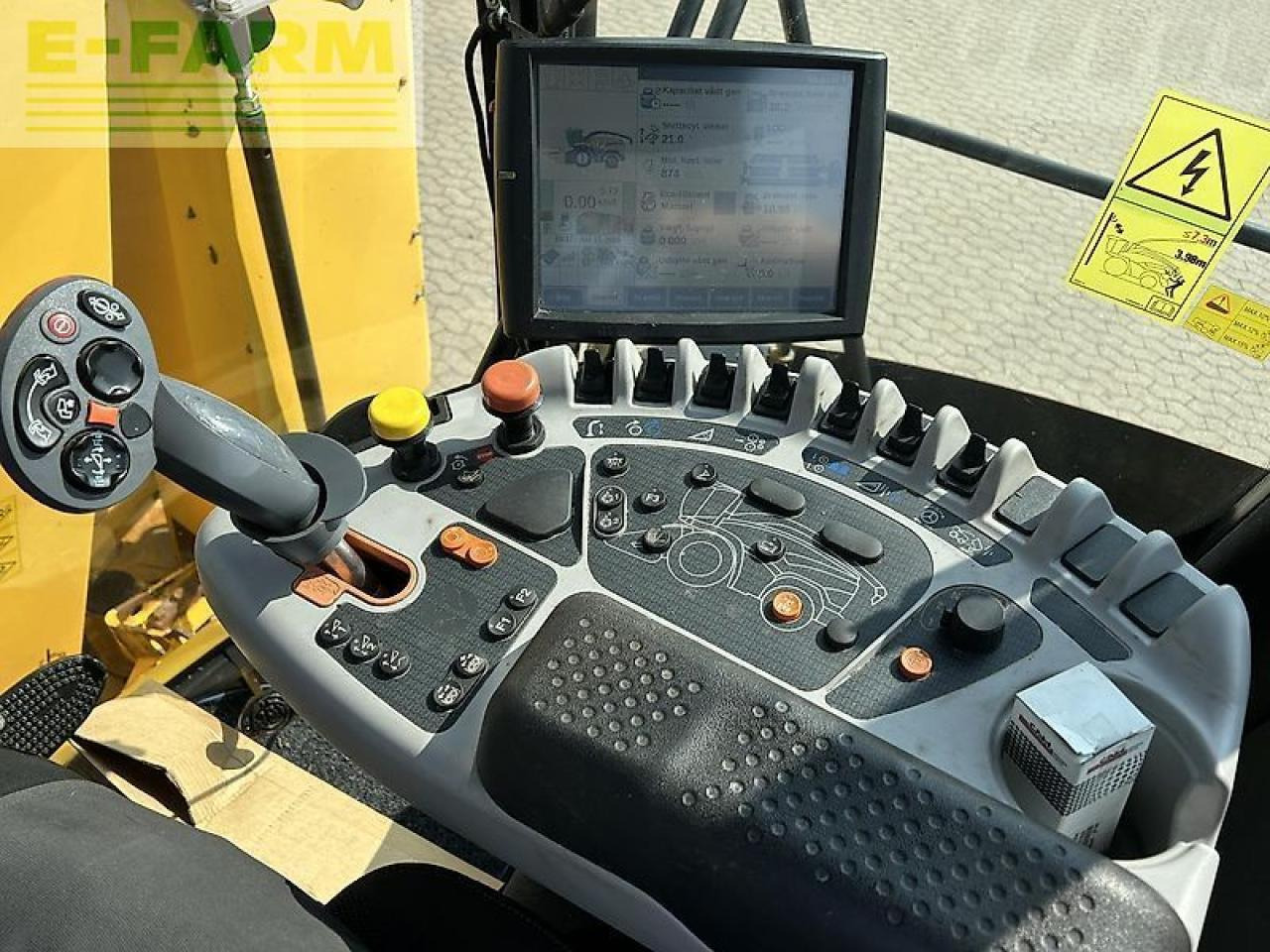 New Holland fr 650 - Ensileuse: photos 3 New Holland fr 650 - Ensileuse: photos 3