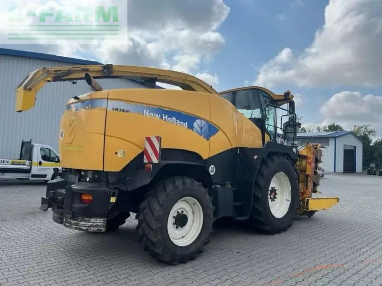 New Holland fr 9060 - Ensileuse: photos 5 New Holland fr 9060 - Ensileuse: photos 5