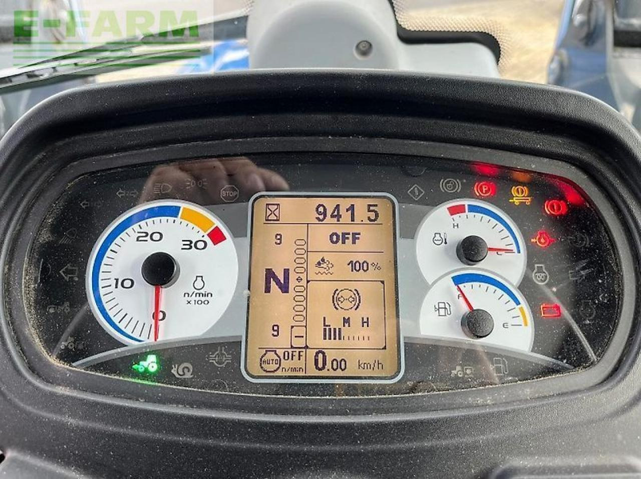 Tracteur agricole New Holland t 5.120 ec EC: photos 7