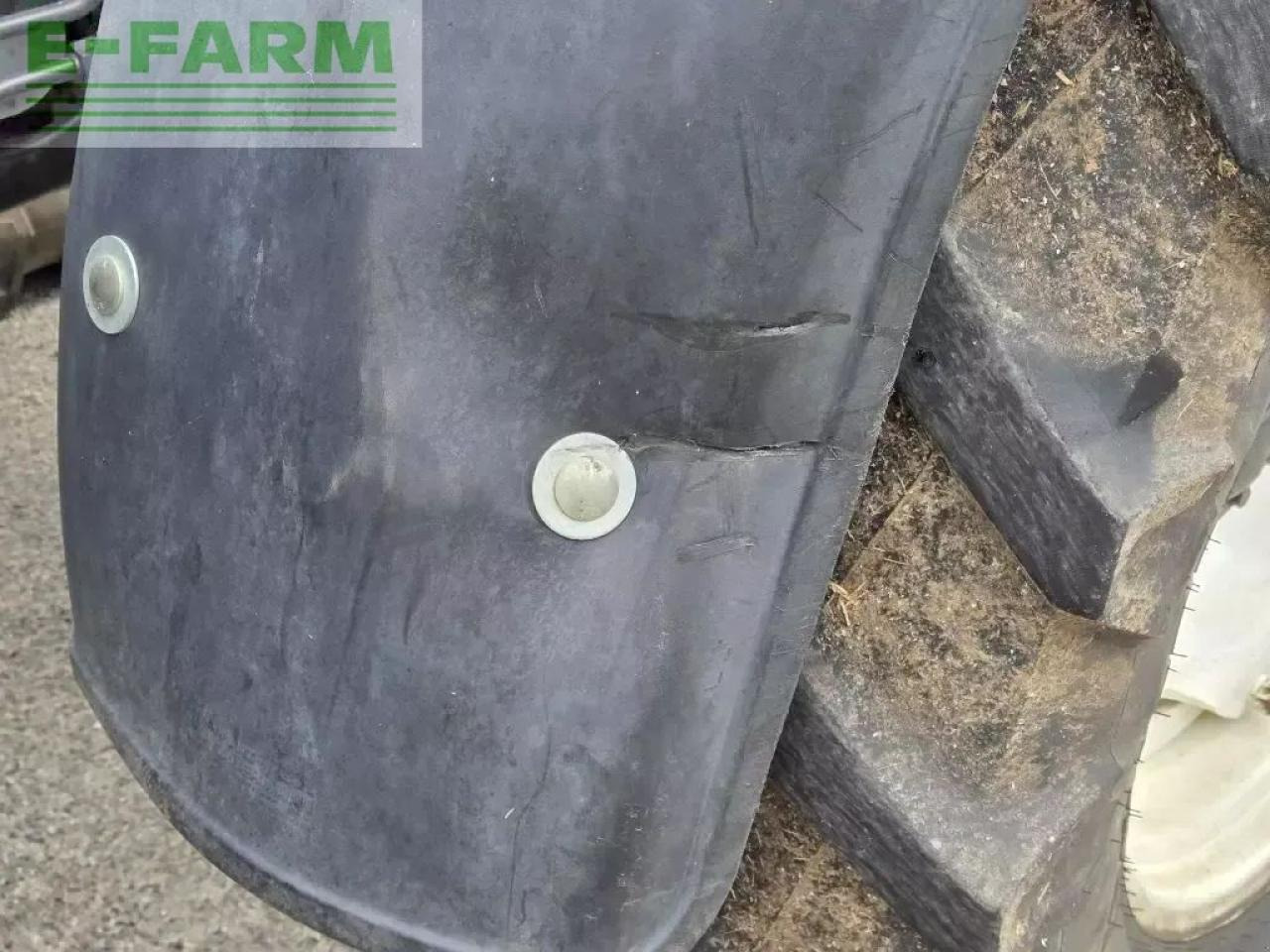 New Holland t.6 155 dc - Tracteur agricole: photos 5 New Holland t.6 155 dc - Tracteur agricole: photos 5