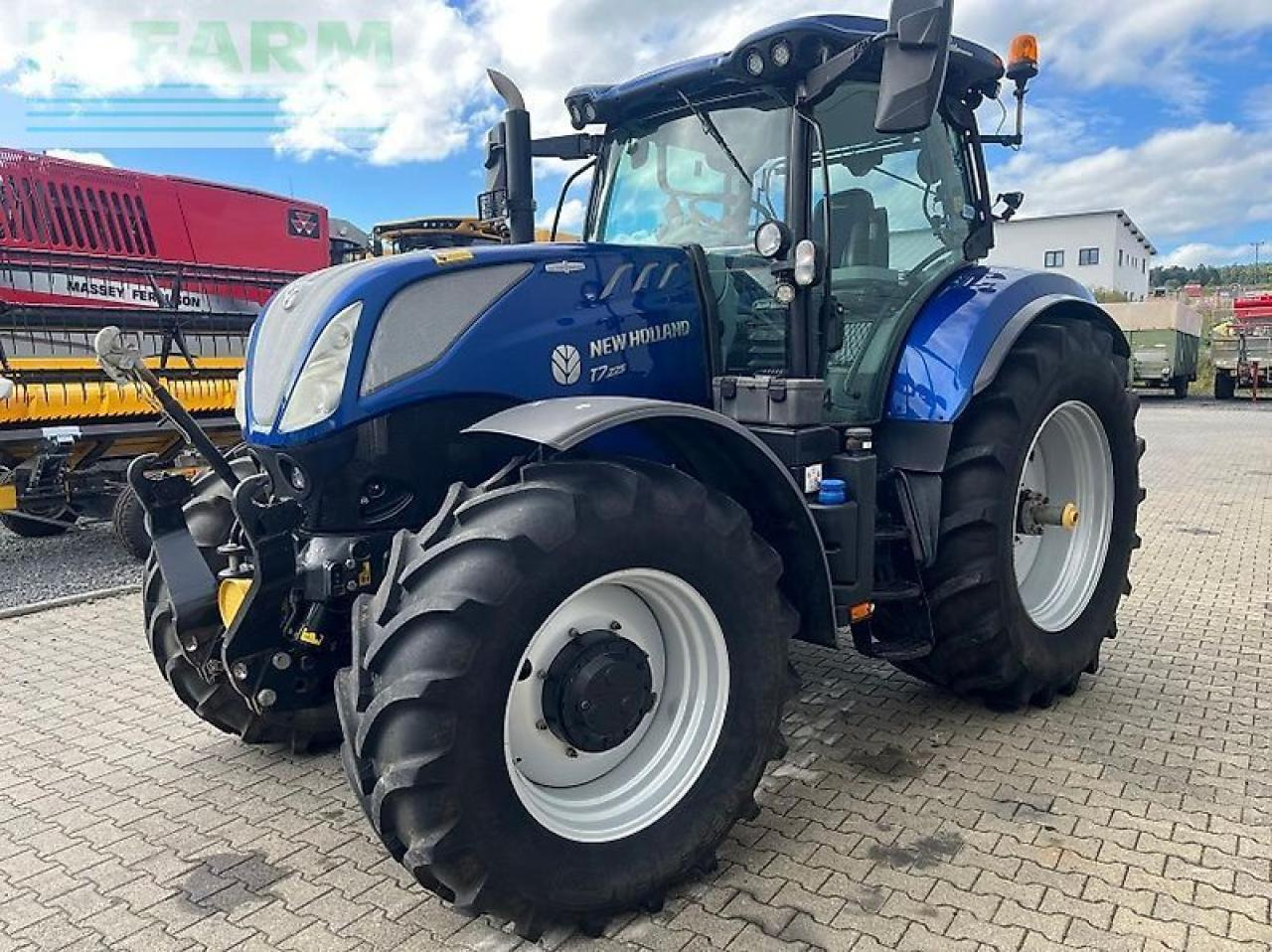 New Holland t 7.225 ac - Tracteur agricole: photos 2 New Holland t 7.225 ac - Tracteur agricole: photos 2