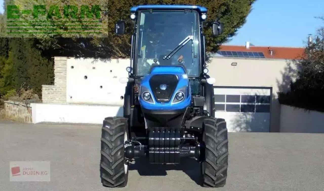New Holland t4.100 f/n/v (stage v) F - Tracteur agricole: photos 2 New Holland t4.100 f/n/v (stage v) F - Tracteur agricole: photos 2
