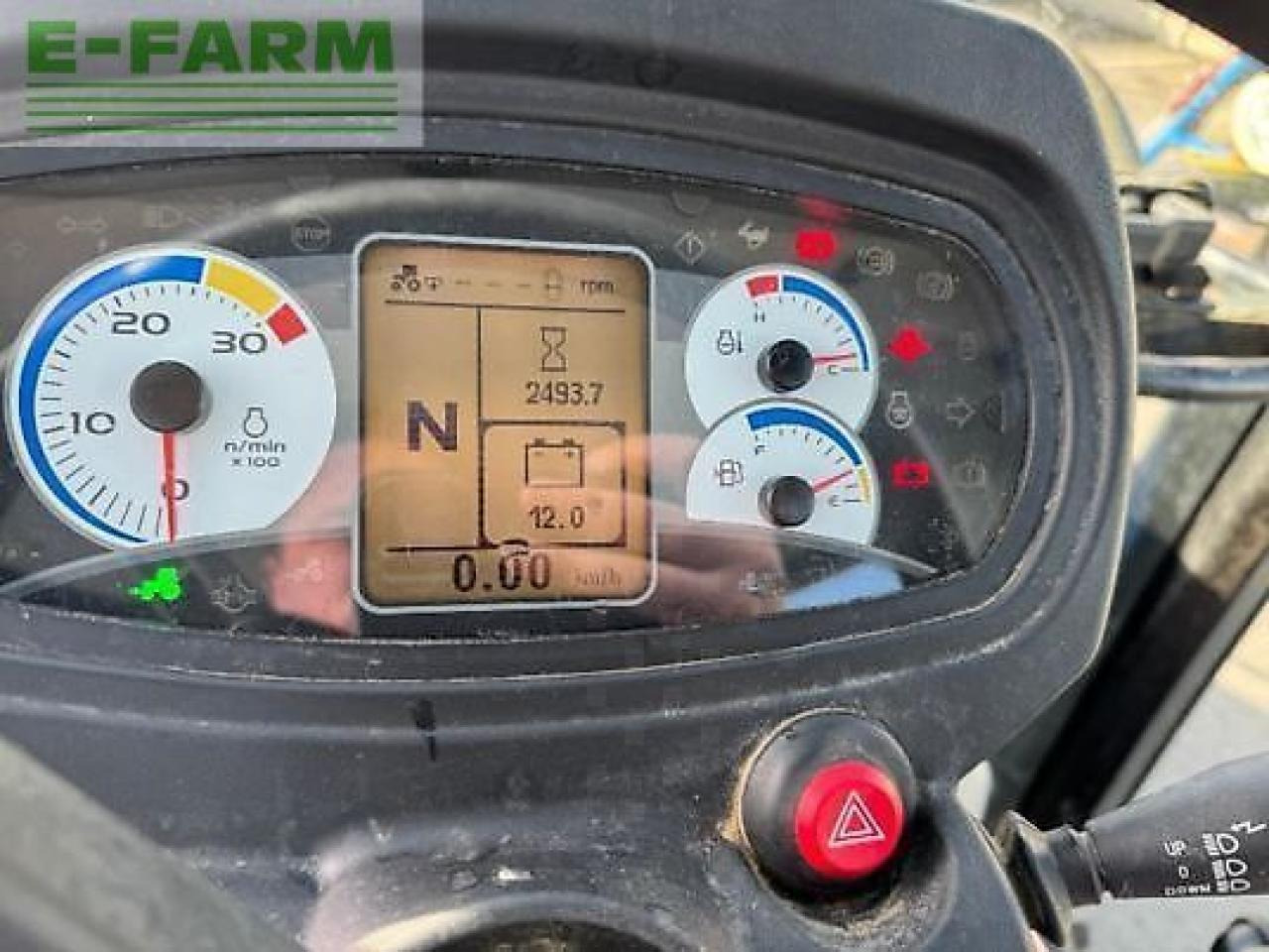 Tracteur agricole New Holland t5.95: photos 10