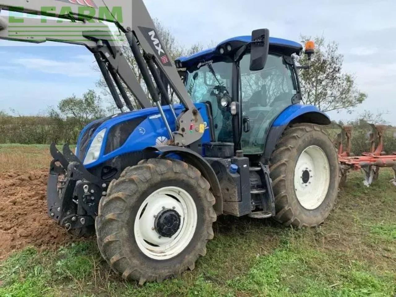 New Holland t6-155ac - Tracteur agricole: photos 2 New Holland t6-155ac - Tracteur agricole: photos 2