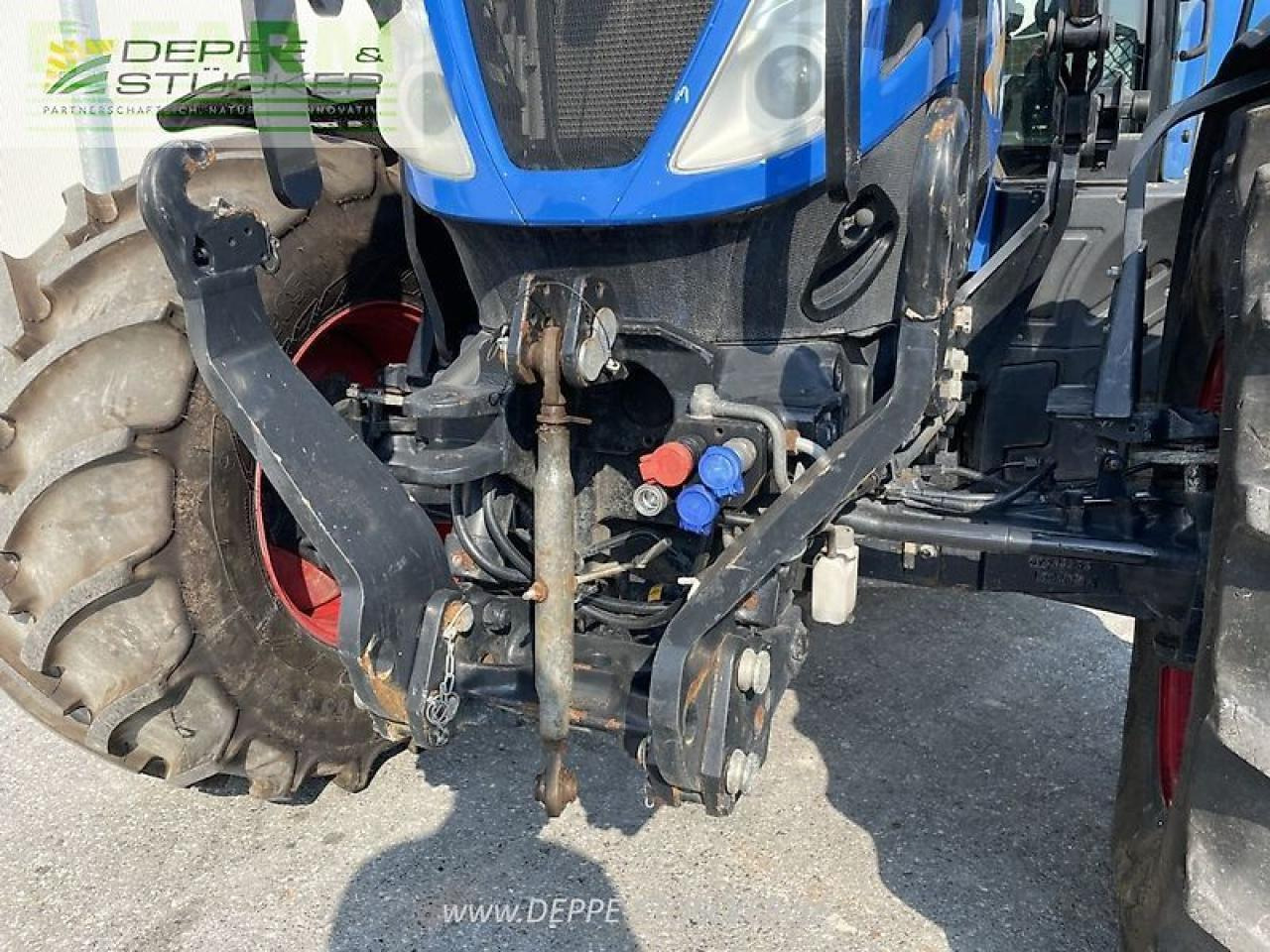 Tracteur agricole New Holland t6.180: photos 22 Tracteur agricole New Holland t6.180: photos 22