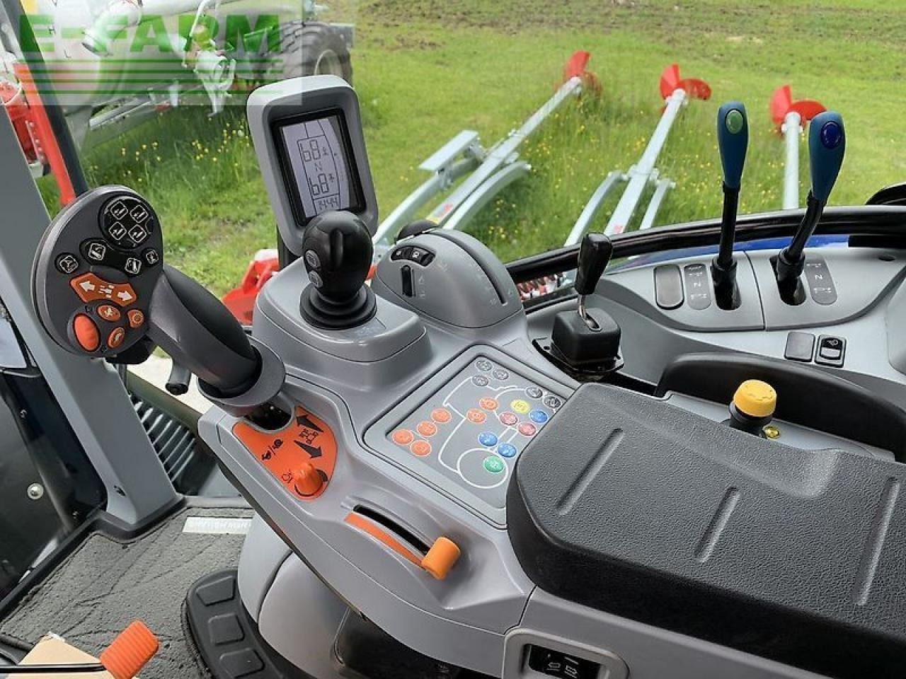 Tracteur agricole New Holland t6.180 dc: photos 12