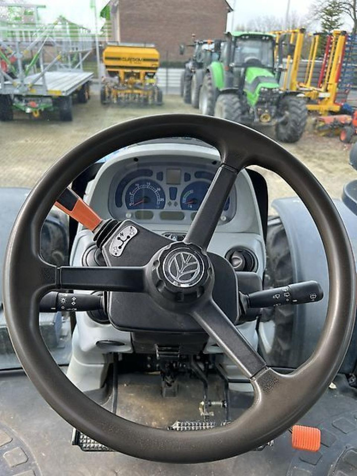 Tracteur agricole New Holland t6.180 ec: photos 10