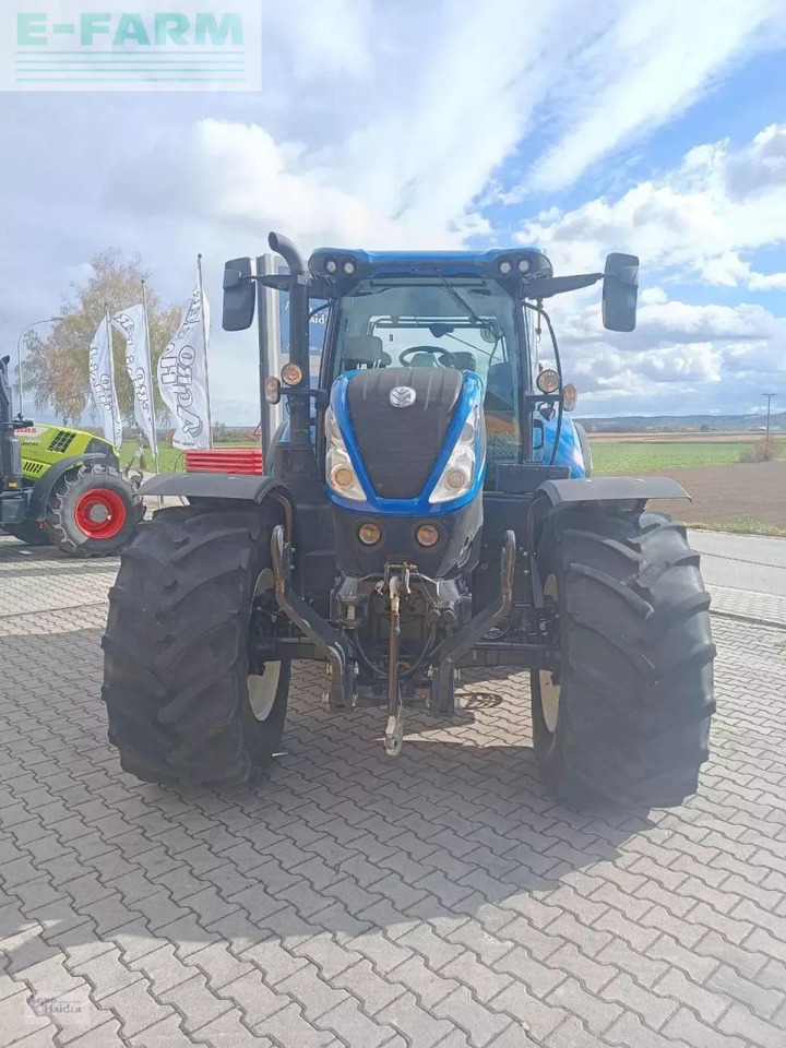 New Holland t7.225 ac - Tracteur agricole: photos 2 New Holland t7.225 ac - Tracteur agricole: photos 2