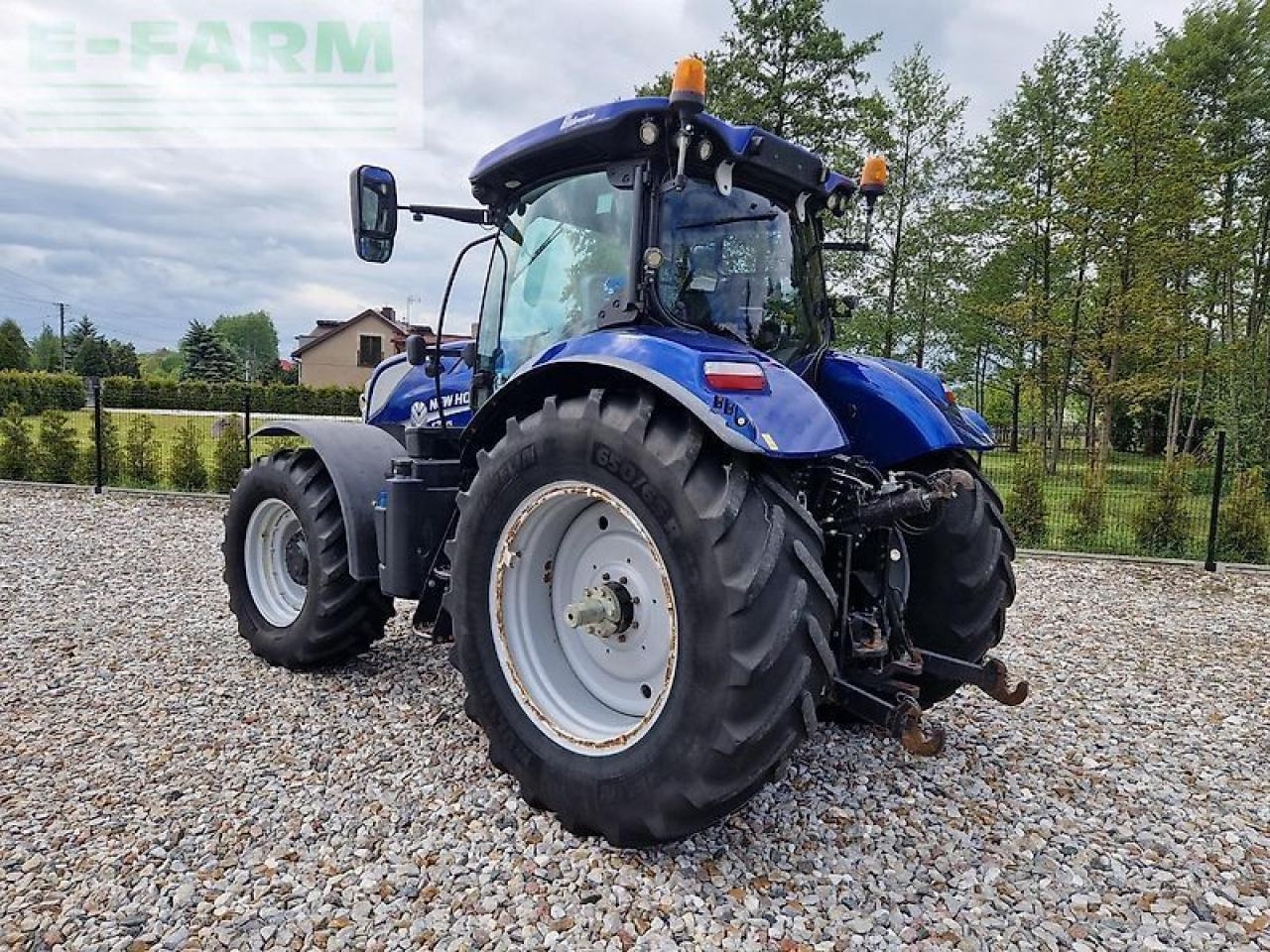 New Holland t7.225 autocommand blue power - Tracteur agricole: photos 4 New Holland t7.225 autocommand blue power - Tracteur agricole: photos 4