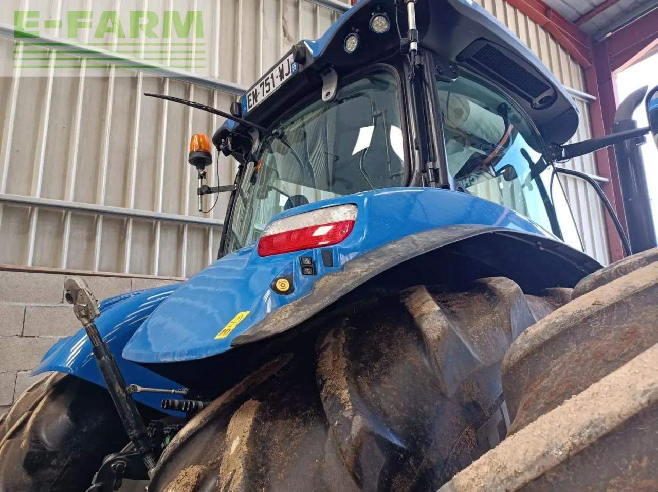 New Holland t7.230 - Tracteur agricole: photos 3 New Holland t7.230 - Tracteur agricole: photos 3