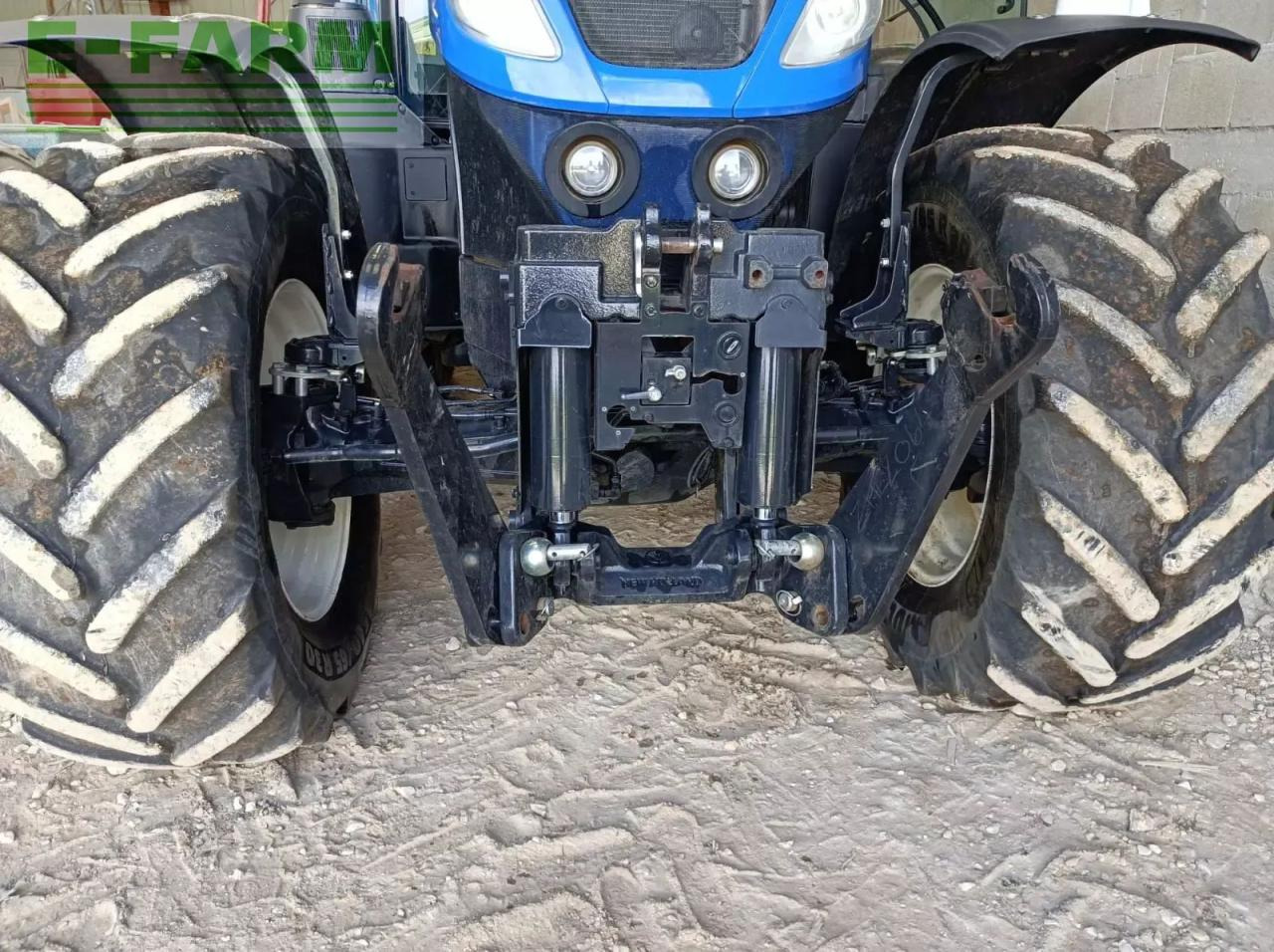 New Holland t7.230 - Tracteur agricole: photos 5 New Holland t7.230 - Tracteur agricole: photos 5