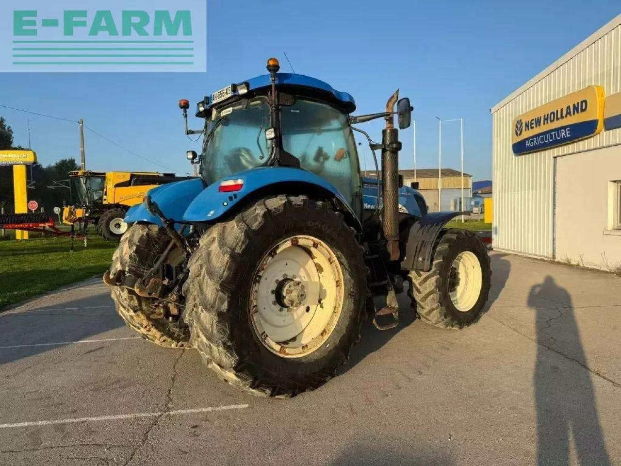 New Holland t7070 6.7l - Tracteur agricole: photos 3 New Holland t7070 6.7l - Tracteur agricole: photos 3
