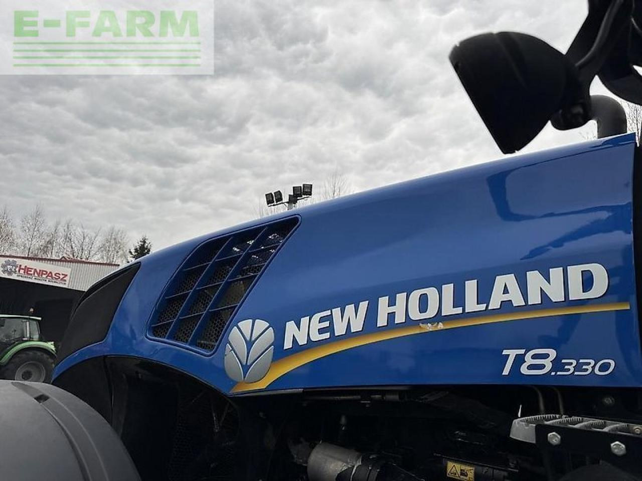 Tracteur agricole New Holland t8.330 ultra command: photos 30