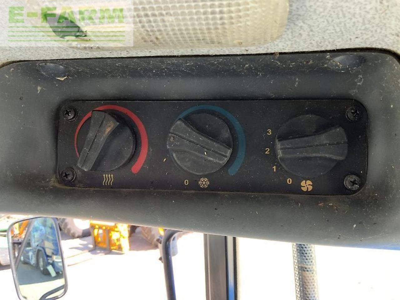 Tracteur agricole New Holland td80d tractor (st23818) D: photos 22