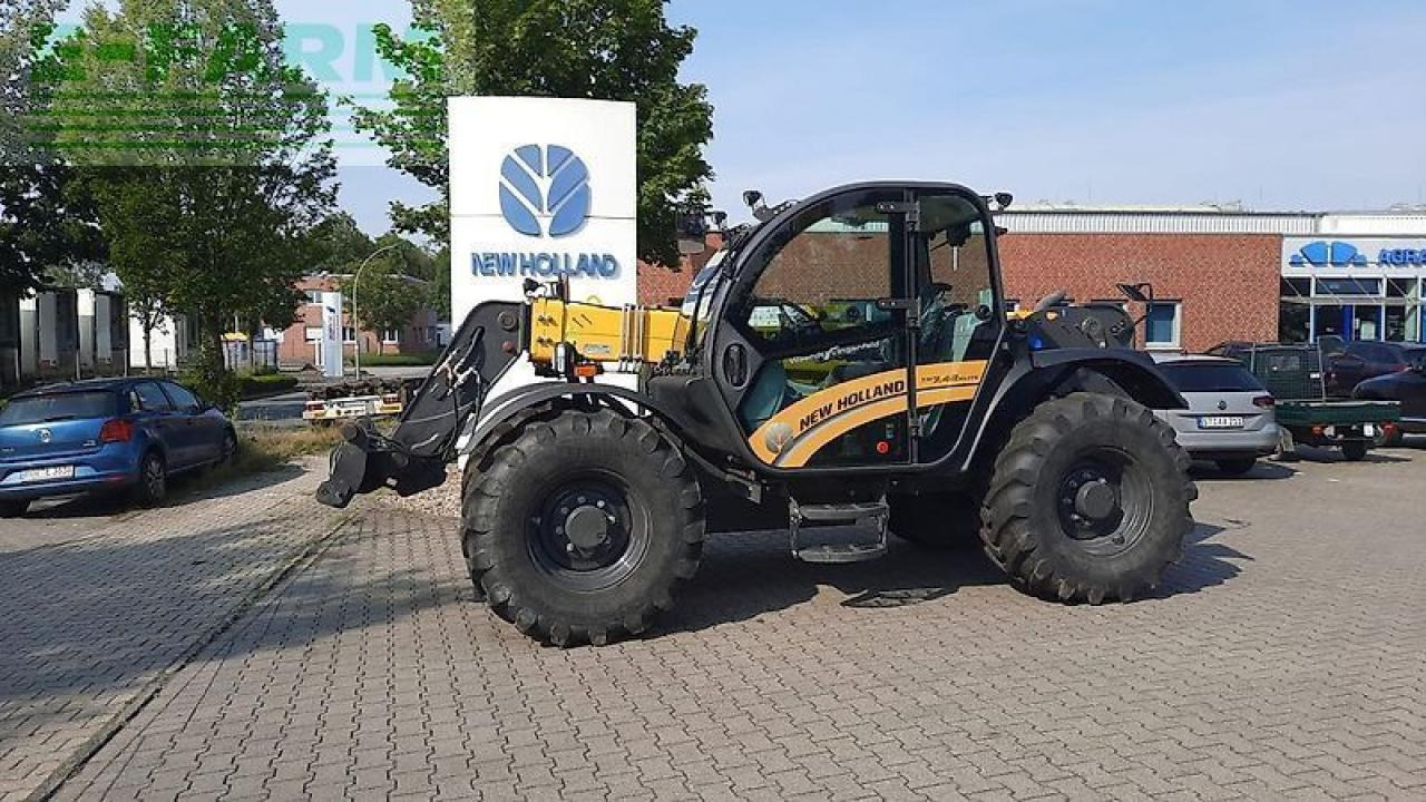 New Holland th 7.42 elite stage v - Chariot télescopique: photos 1 New Holland th 7.42 elite stage v - Chariot télescopique: photos 1