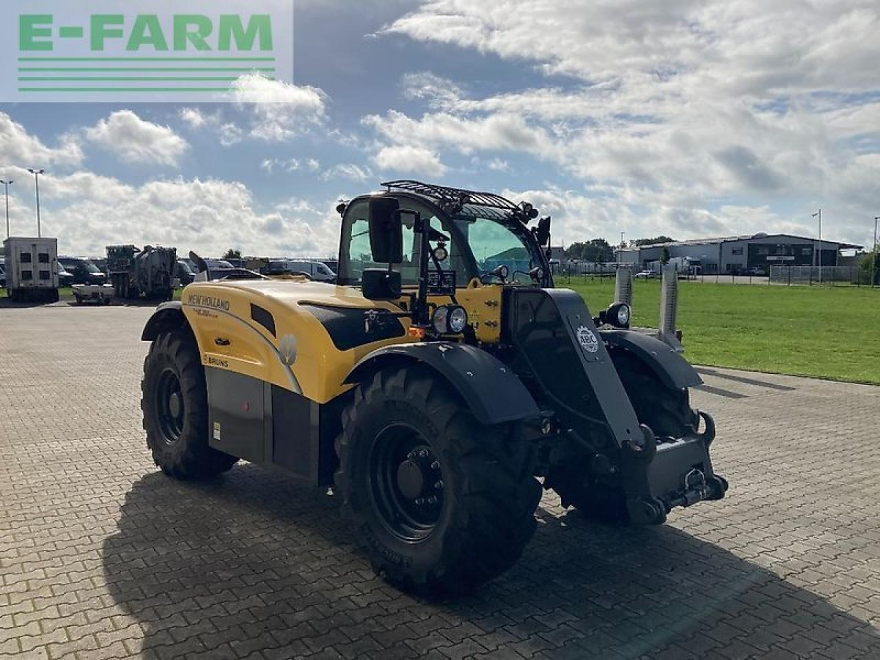 Chariot télescopique New Holland th6.36 t4b-133 hp: photos 6