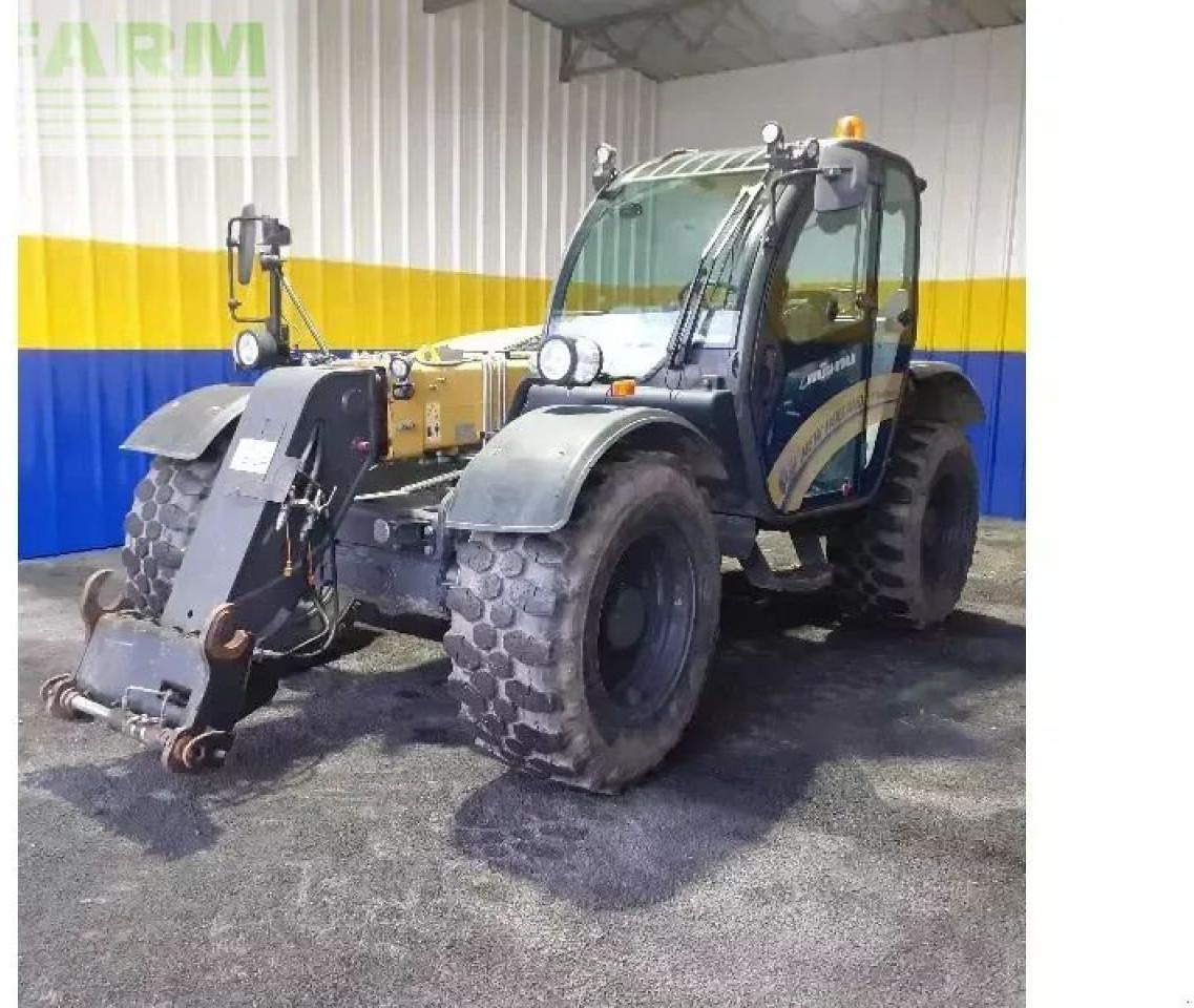 New Holland th7.42 - Chariot télescopique: photos 2 New Holland th7.42 - Chariot télescopique: photos 2