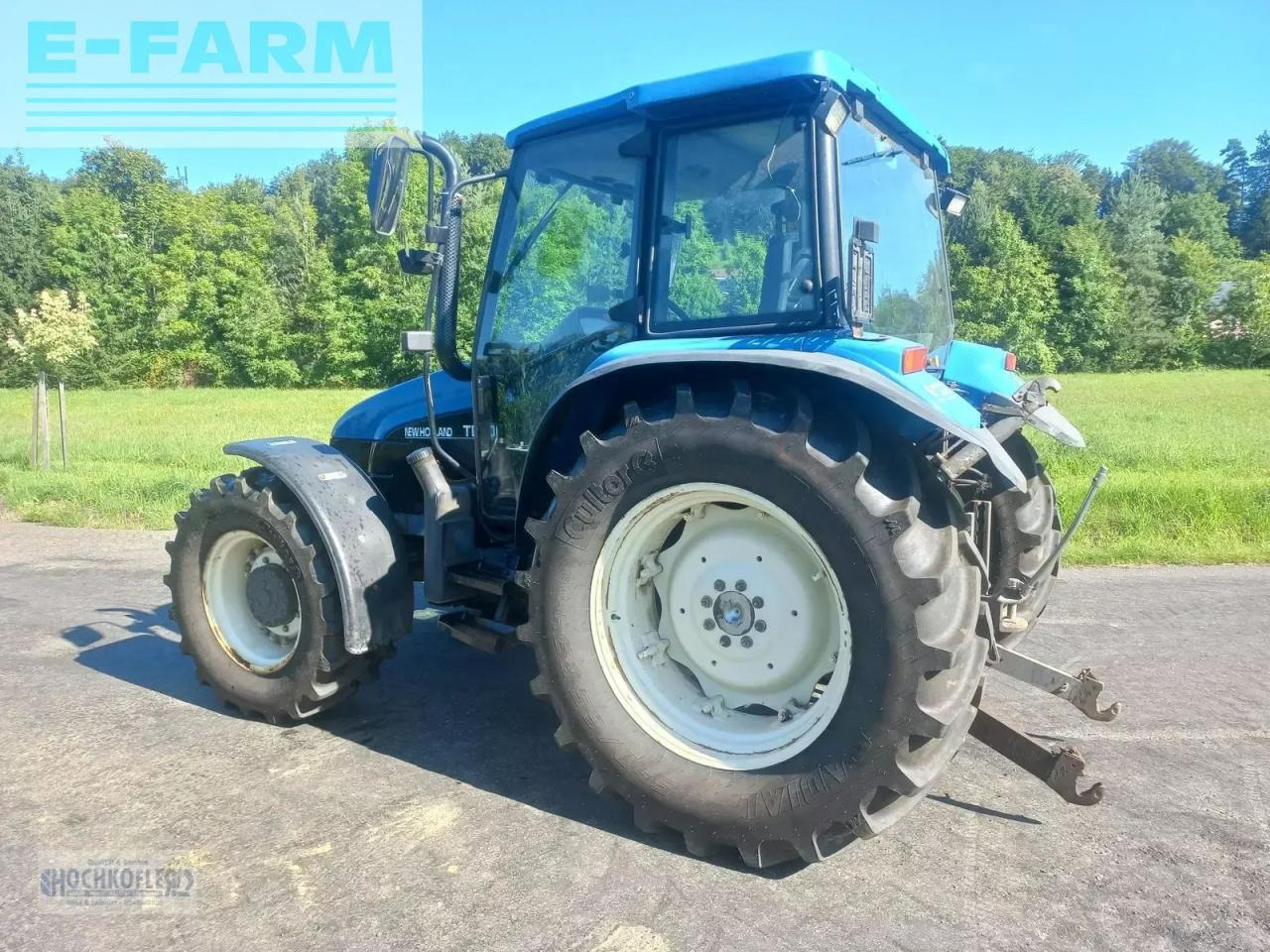 New Holland tl80 (4wd) - Tracteur agricole: photos 2 New Holland tl80 (4wd) - Tracteur agricole: photos 2