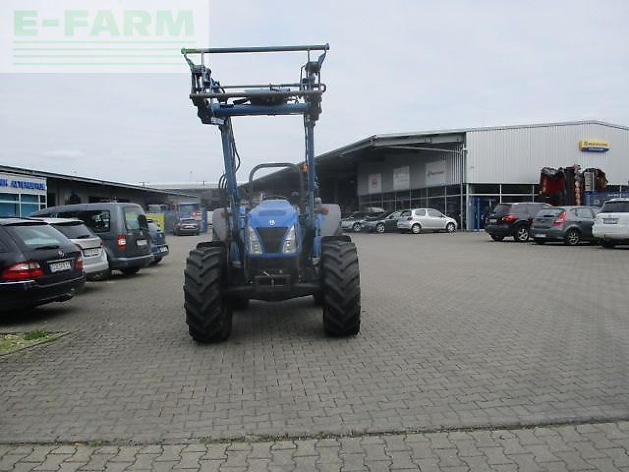 New Holland tn70 a niedrige bauhöhe - Tracteur agricole: photos 2 New Holland tn70 a niedrige bauhöhe - Tracteur agricole: photos 2