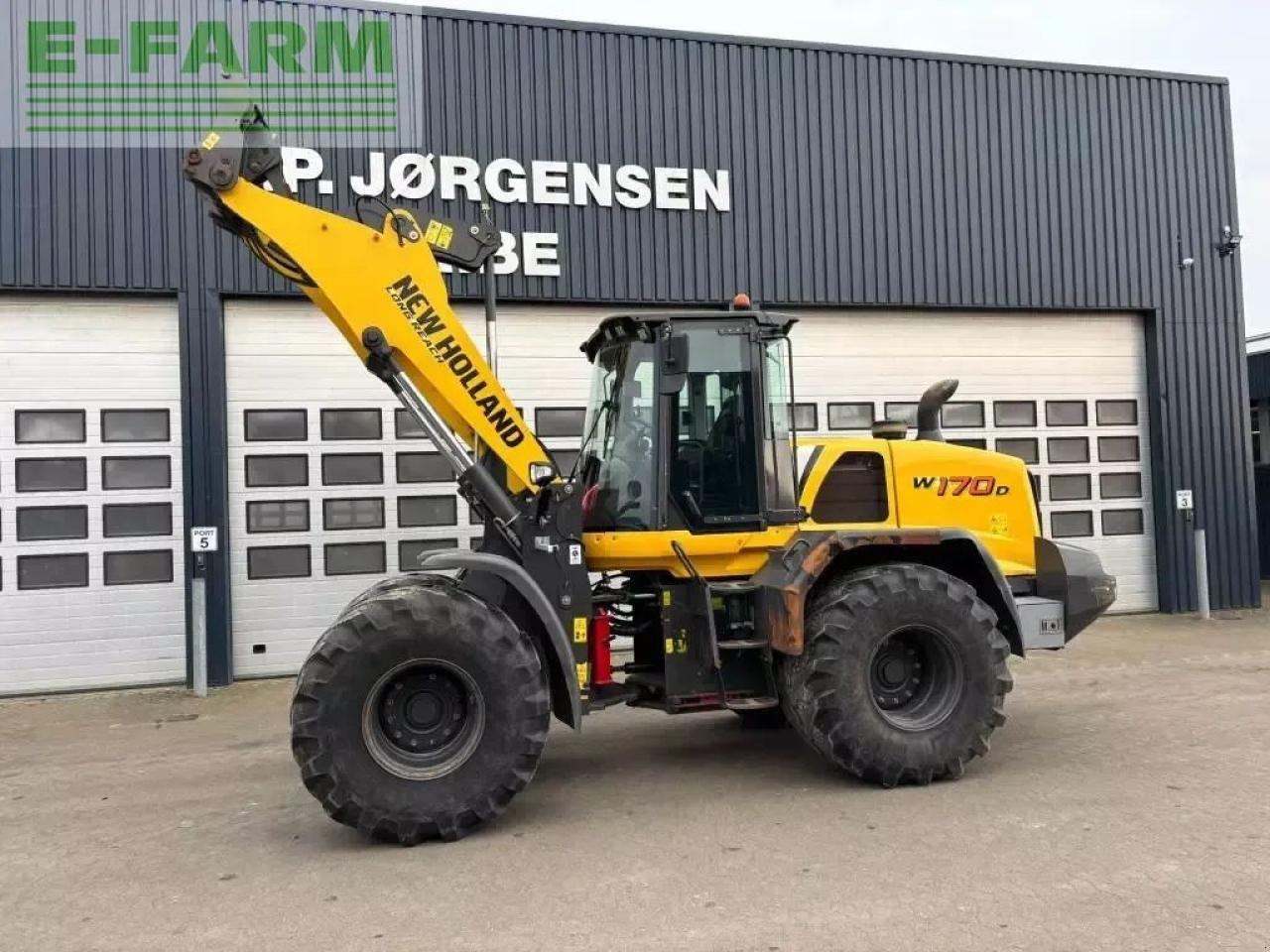 New Holland w 170 d lr - Mini pelle: photos 3 New Holland w 170 d lr - Mini pelle: photos 3